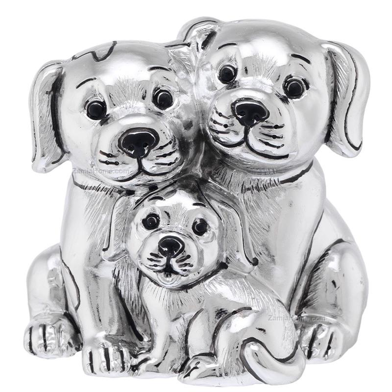 Famiglia di cagnolini con cuori