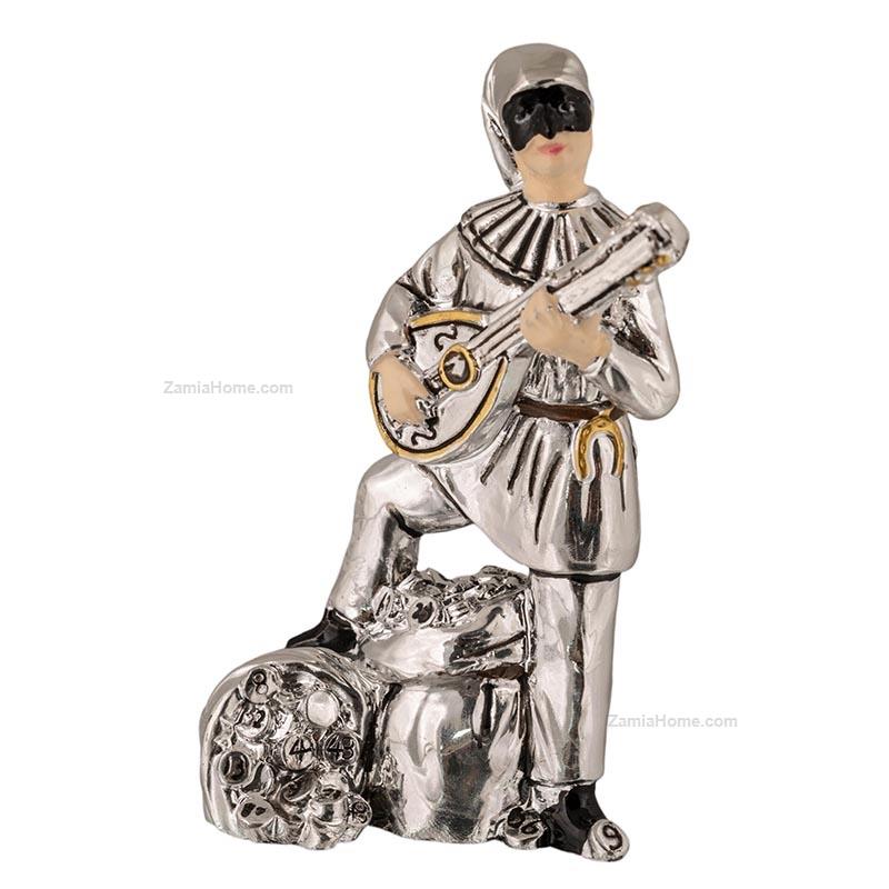 Pulcinella con mandolino