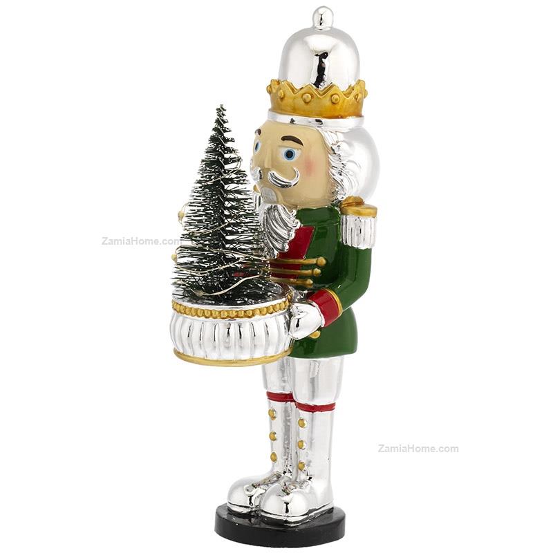 Nutcracker with xmas tree