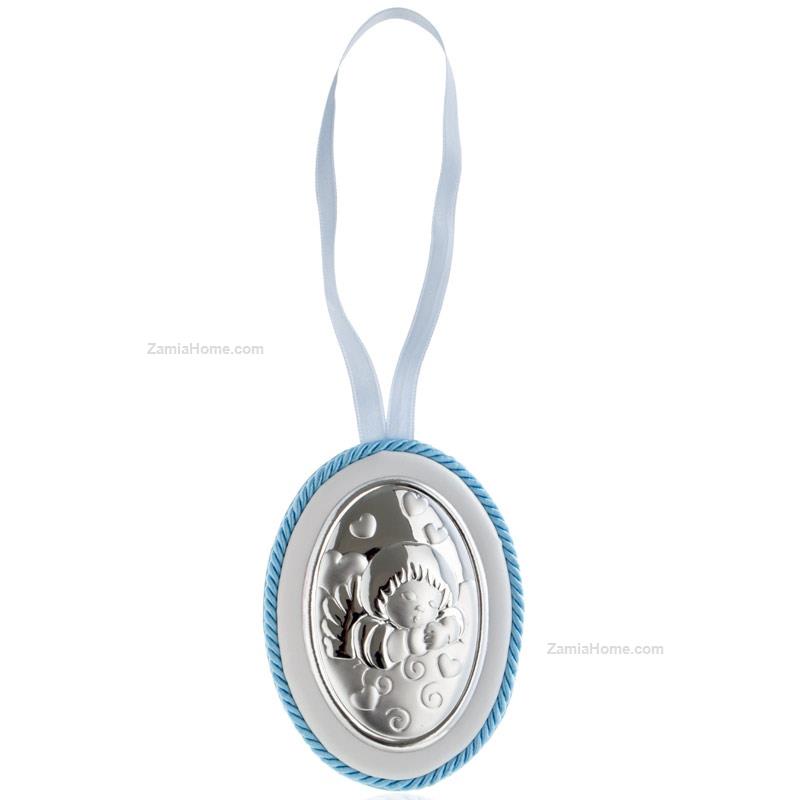 Medallion angel with hearts