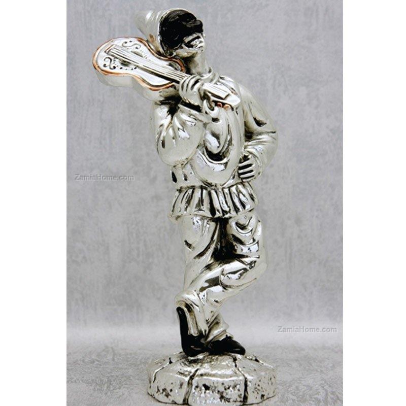 Pulcinella con chitarra