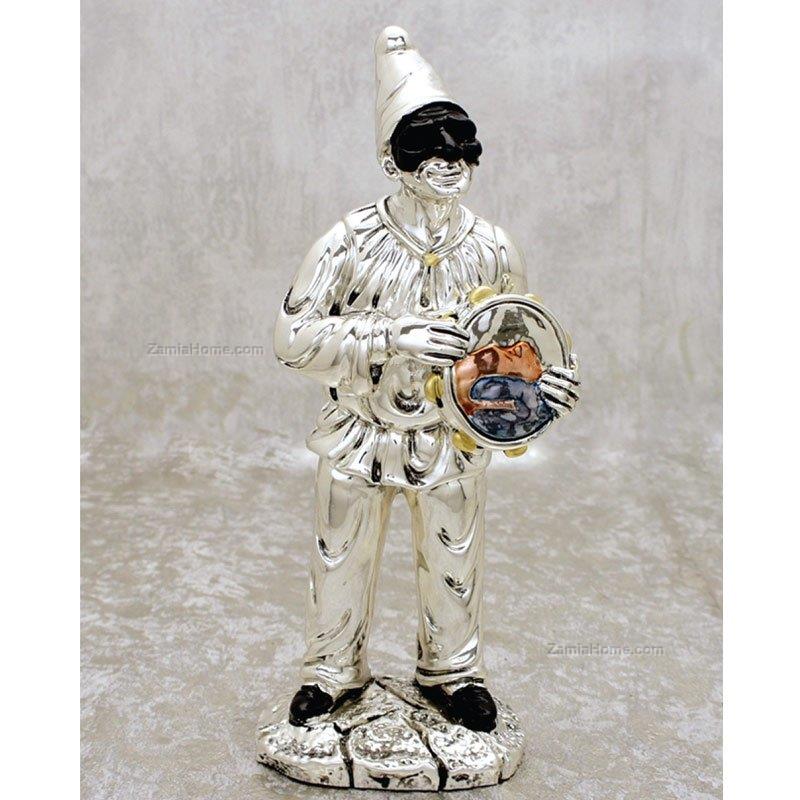 Pulcinella con tamburello