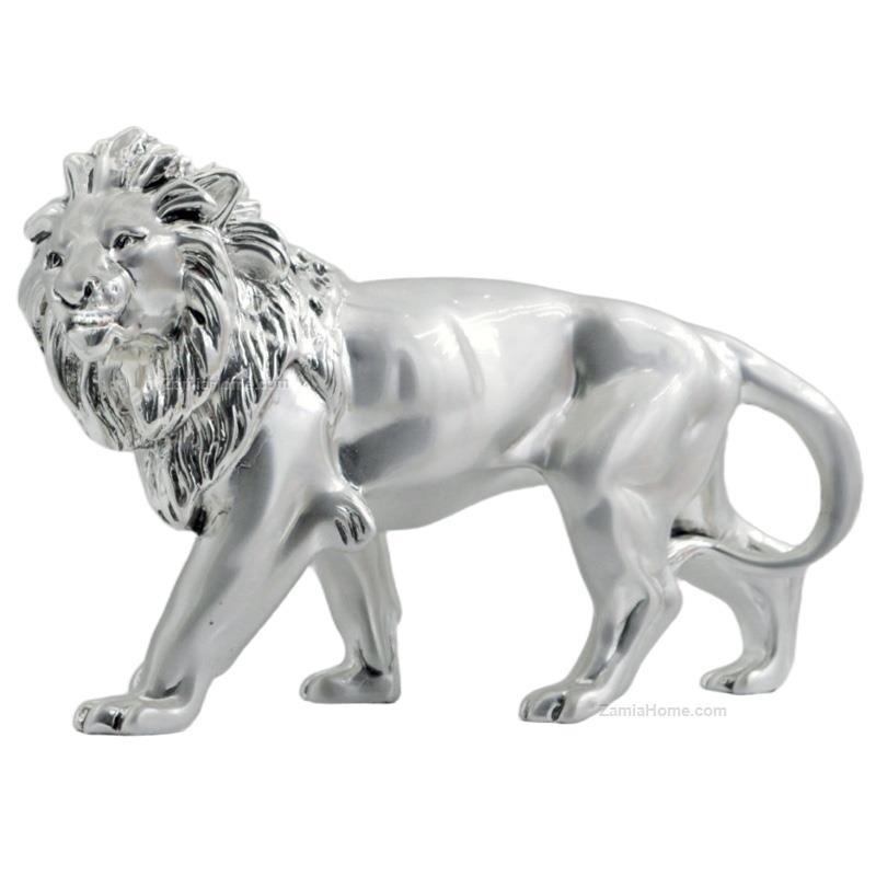 Lion sculpture