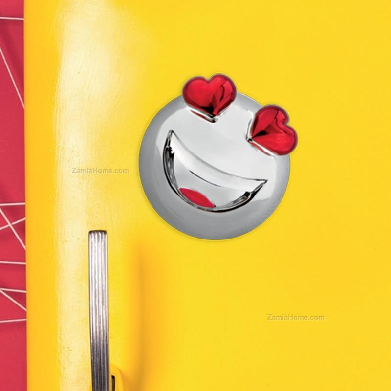Emoji magnet heart eyes