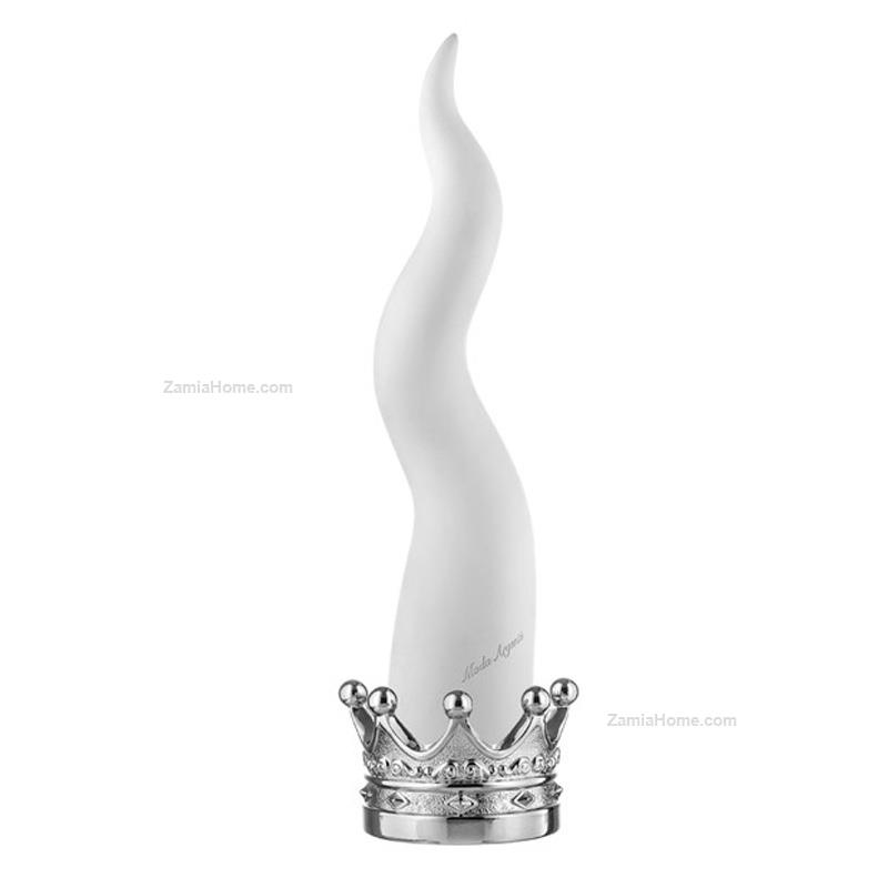 Lucky horn with silver base