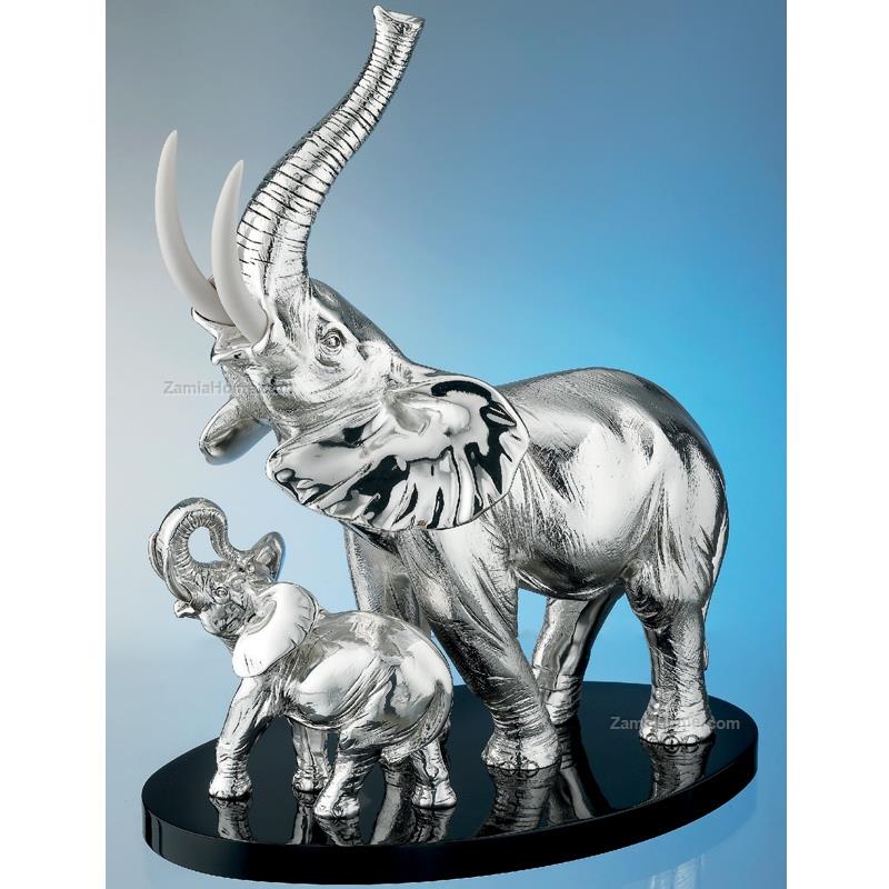 Elefante con cucciolo