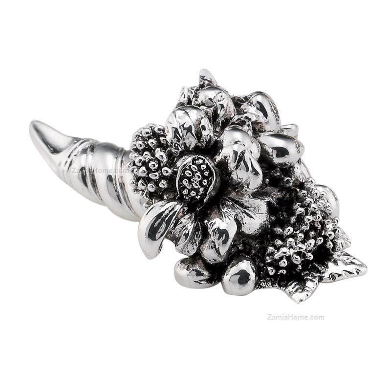 Horn of plenty with fruit