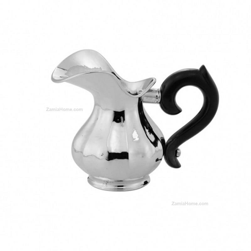 Milk jug 700
